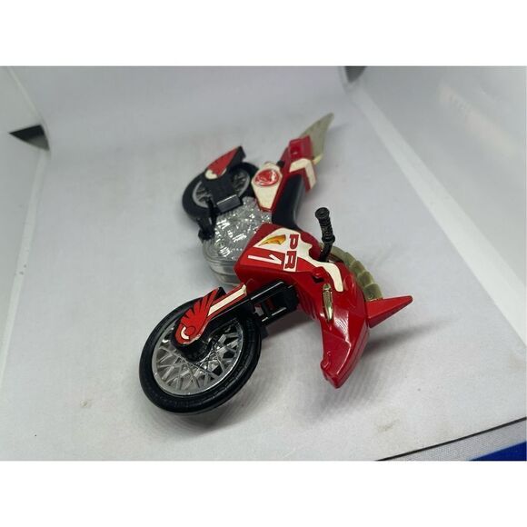 Mighty Morphin Power Rangers Red Ranger Thunder Bike - Picture 6 of 6